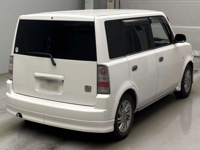 TOYOTA BB
