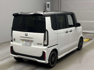 HONDA N BOX CUSTOM