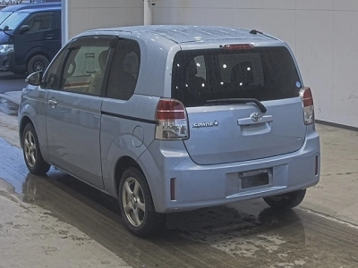 TOYOTA SPADE