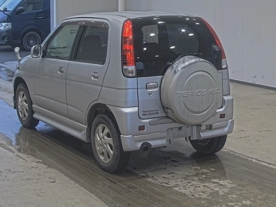 DAIHATSU TERIOS KID