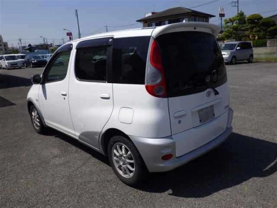 TOYOTA FUN CARGO