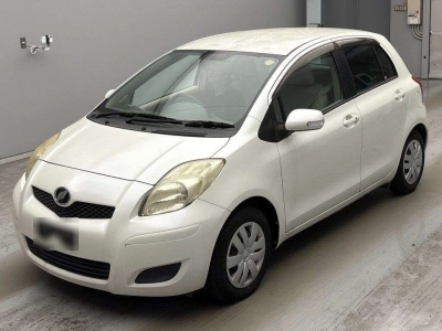 TOYOTA VITZ
