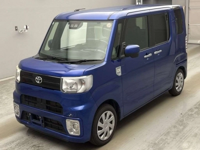 TOYOTA PIXIS MEGA