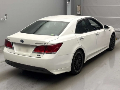 TOYOTA CROWN HYBRID