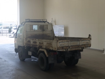 TOYOTA DYNA