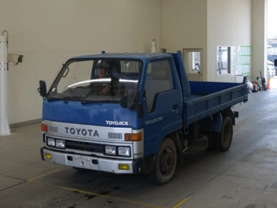 TOYOTA TOYOACE