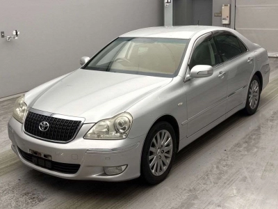 TOYOTA CROWN MAJESTA