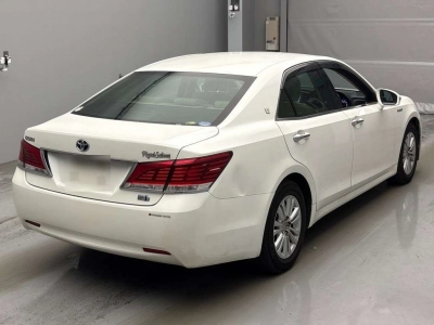 TOYOTA CROWN HYBRID