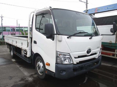 TOYOTA DYNA