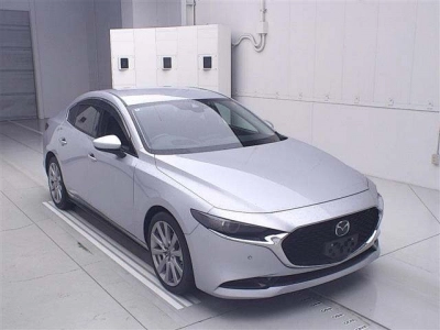MAZDA MAZDA3