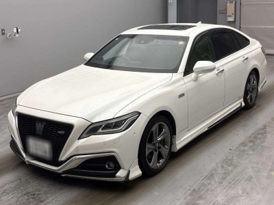 TOYOTA CROWN HYBRID