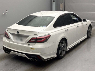 TOYOTA CROWN HYBRID
