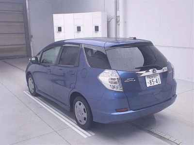 HONDA FIT SHUTTLE