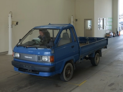 TOYOTA TOWN ACE