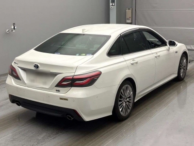 TOYOTA CROWN HYBRID