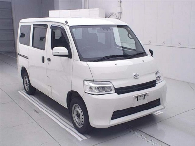 TOYOTA TOWN ACE