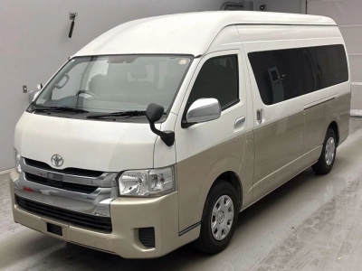 TOYOTA HIACE WAGON