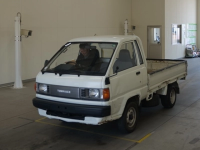 TOYOTA TOWN ACE