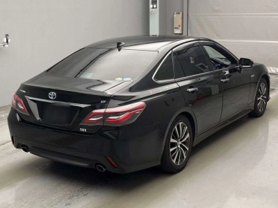 TOYOTA CROWN HYBRID