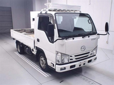 MAZDA TITAN