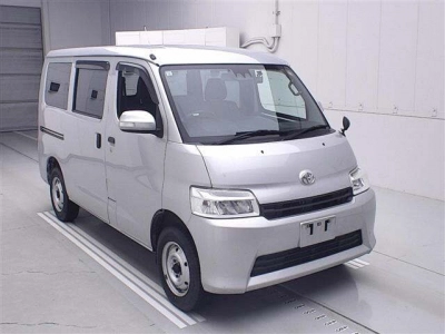 TOYOTA TOWN ACE