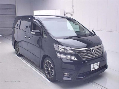 TOYOTA VELLFIRE