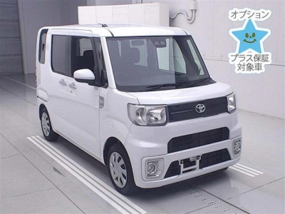TOYOTA PIXIS MEGA
