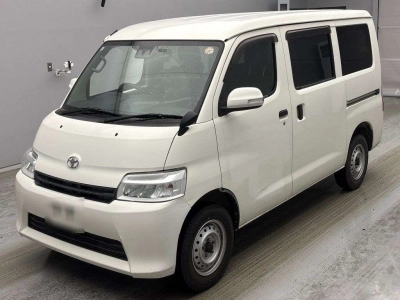 TOYOTA TOWN ACE VAN
