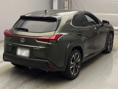 LEXUS UX