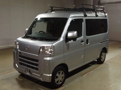 TOYOTA PIXIS VAN