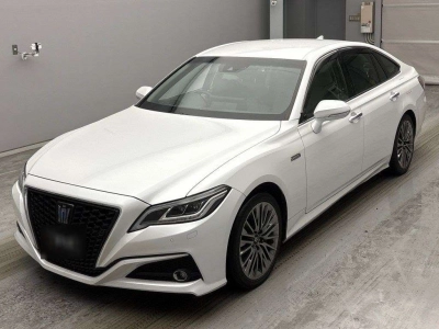 TOYOTA CROWN HYBRID