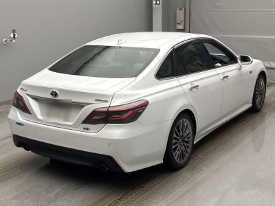 TOYOTA CROWN HYBRID