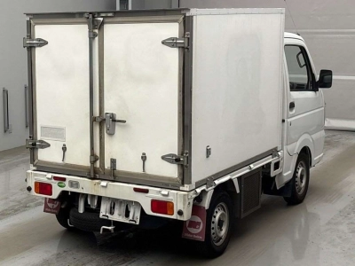 NISSAN NT100 CLIPPER