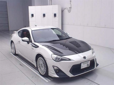 TOYOTA 86