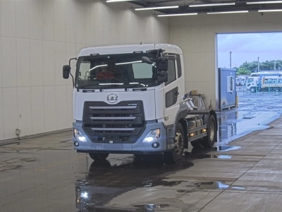 NISSAN DIESEL (UD) QUON
