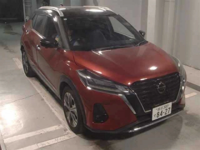 NISSAN KICKS