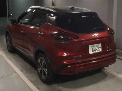 NISSAN KICKS