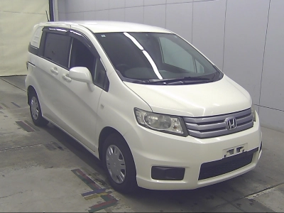HONDA FREED SPIKE