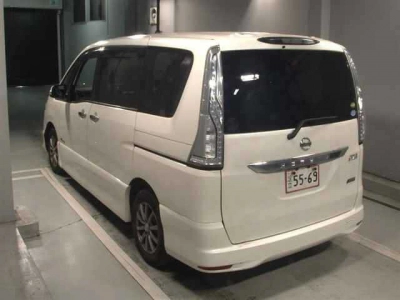 NISSAN SERENA