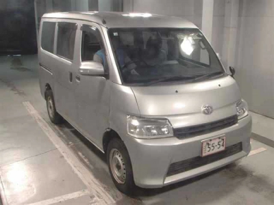 TOYOTA TOWN ACE VAN