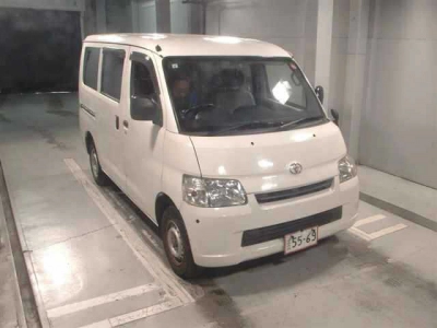 TOYOTA TOWN ACE VAN