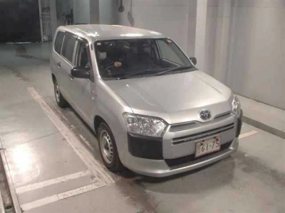 TOYOTA SUCCEED VAN