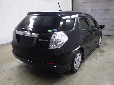 HONDA FIT SHUTTLE
