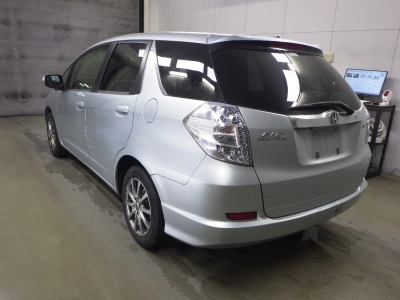 HONDA FIT SHUTTLE