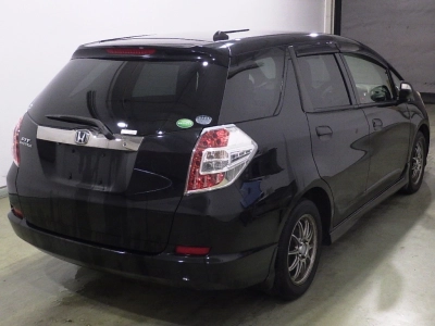HONDA FIT SHUTTLE