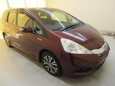 HONDA FIT SHUTTLE