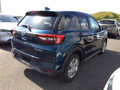 DAIHATSU ROCKY