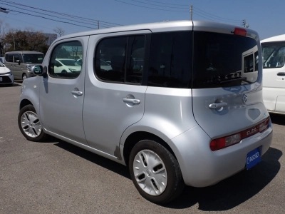 NISSAN CUBE