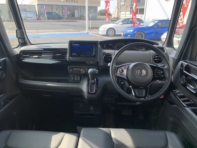 HONDA N BOX CUSTOM