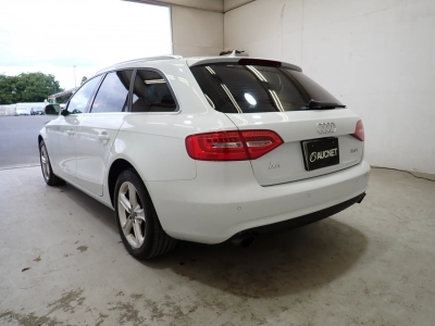 AUDI A4 AVANTE